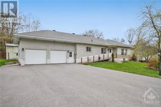 Detached House for Sale, 2508 Rideau Ferry Road, Perth, ON