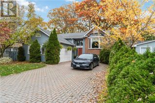 Detached House for Sale, 15 Wilberforce Avenue, Niagara-on-the-Lake, ON