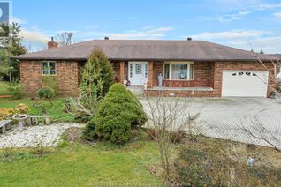 Ranch-Style House for Sale, 903 Road 2 E, Kingsville, ON