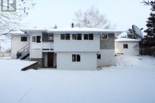 Detached House for Sale, 200 Highway 35 N, Nipawin, SK