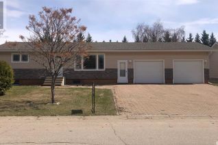 Detached House for Sale, 760 Mary Street, Canora, SK