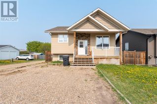 Detached House for Sale, 5302 50 Street, Kitscoty, AB