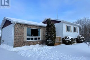 House for Sale, 31 Brooks St, Manitouwadge, ON