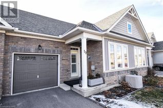 Townhouse for Sale, 19 Dorchester Boulevard S, St. Catharines, ON