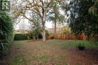 Land for Sale, 933 Woodhall Dr, Saanich, BC