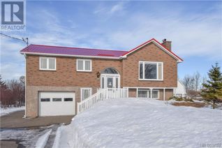 Detached House for Sale, 8259 Saint-Paul Street, Bas-Caraquet, NB