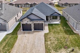 House for Sale, 7 Winchester Crescent, Listowel, ON