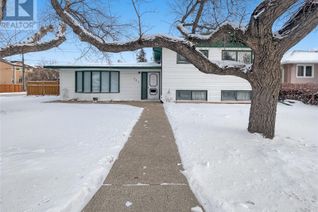 House for Sale, 305 6th Avenue Se, Swift Current, SK