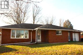 Detached House for Sale, 73 University Ave W, Cobourg, ON