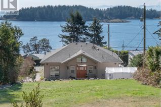 House for Sale, 6682 Sunshine Coast Highway, Sechelt, BC