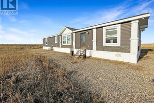 Bungalow for Sale, Highway #1 West Acreage, Swift Current Rm No. 137, SK