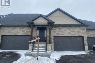 Freehold Townhouse for Sale, 240 Timber Trail Road, Elmira, ON