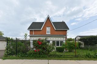 Detached House for Sale, 8071 Kipling Ave, Vaughan, ON