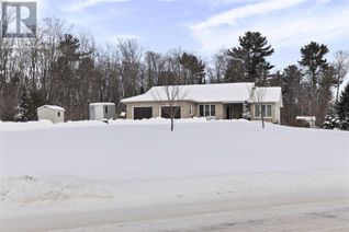 Detached House for Sale, 668 Fifth Lin E, Sault Ste. Marie, ON