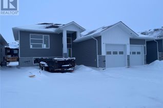 Detached House for Sale, 404 Clubhouse Boulevard W, Warman, SK