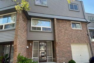 Condo Townhouse for Sale, 2315 Bromsgrove Rd #136, Mississauga, ON