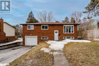Bungalow for Sale, 200 Ferndale Drive N, Barrie, ON