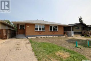 Semi-Detached House for Sale, 1359 Rupert Street, Regina, SK