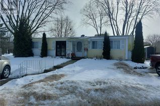 Bungalow for Sale, 252 Pebble Beach Parkway, Grand Bend, ON