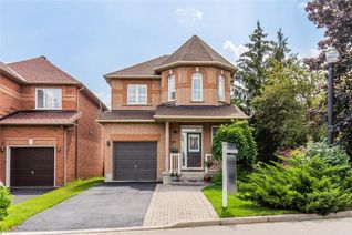 Detached House for Sale, 109 Peachwood Crescent, Stoney Creek, ON