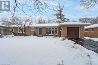Bungalow for Sale, 74 Leaside Place, Waterloo, ON