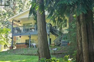 Property for Sale, 534 Bayview Road, Nakusp, BC