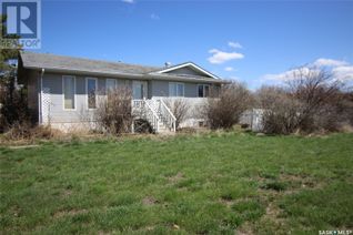 Detached House for Sale, 104 5th Street W, Climax, SK