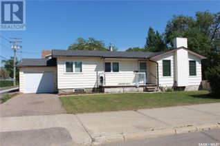 Bungalow for Sale, 92 24th Street, Battleford, SK