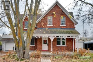 Detached House for Sale, 3100 Kinburn Side Road, Ottawa, ON