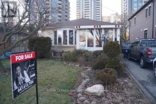 Bungalow for Sale, 6 Clementine Sq, Toronto, ON