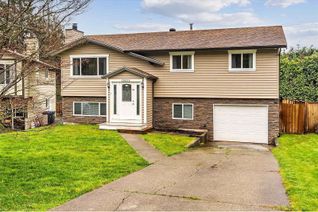 House for Sale, 19454 62a Avenue, Surrey, BC