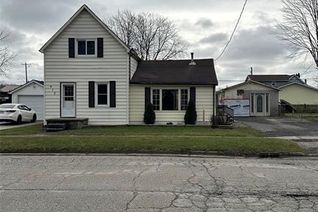 Detached House for Sale, 415 Queen Street, Wallaceburg, ON