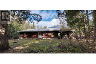 House for Sale, 2637 Gibbs Road, Hagensborg, BC