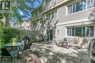 Condo Townhouse for Sale, 30 Green Valley Drive Unit# 11, Kitchener, ON