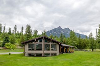 House for Sale, 3000 Balmer Drive, Elkford, BC