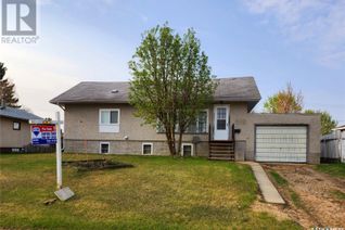 Detached House for Sale, 1977 14th Street W, Prince Albert, SK