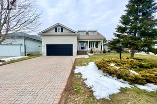 Detached House for Sale, 45 Elmdale Dr, Prince Edward County, ON