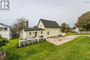 Detached House for Sale, 9 Catherine Street, Yarmouth, NS