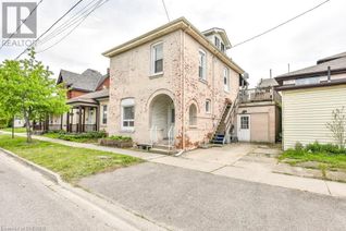 Detached House for Sale, 165 Nelson Street, Brantford, ON