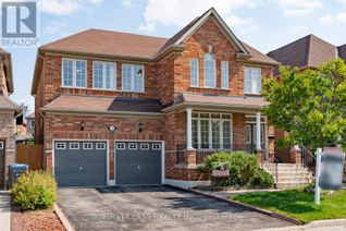 Detached House for Sale, 3152 Morning Glory Mews, Mississauga, ON