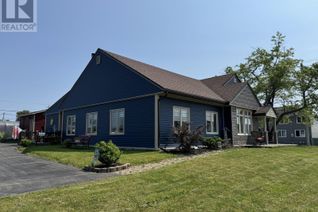 Detached House for Sale, 98 Sullivan Avenue, Gander, NL