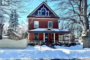 House for Sale, 94 King Street, Chesterville, ON