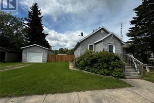 Detached House for Sale, 1414 2nd Avenue, Edam, SK