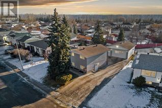 Detached House for Sale, 129 Hinge Road, Fort McMurray, AB