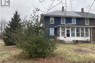Semi-Detached House for Sale, 73 Plymouth Road, Welland, ON