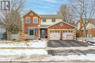 Detached House for Sale, 11 Tanager Drive, Guelph, ON