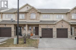 Freehold Townhouse for Sale, 51 Redcedar Cres, Hamilton, ON