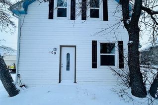 Detached House for Sale, 109 3 Avenue E, Oyen, AB