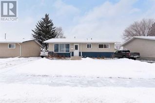 Bungalow for Sale, 4715 36 Street, Lloydminster, SK