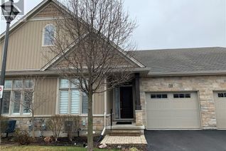 Townhouse for Sale, 34 Sandalwood Common, St. Catharines, ON
